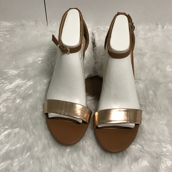 CL by Chinese Laundry Women's Sandal - Picture 1 of 11